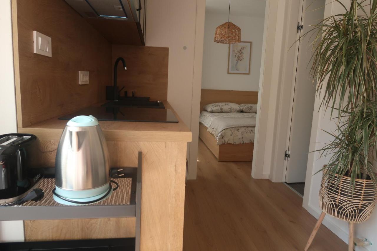 Apartments Matea Baška Eksteriør bilde