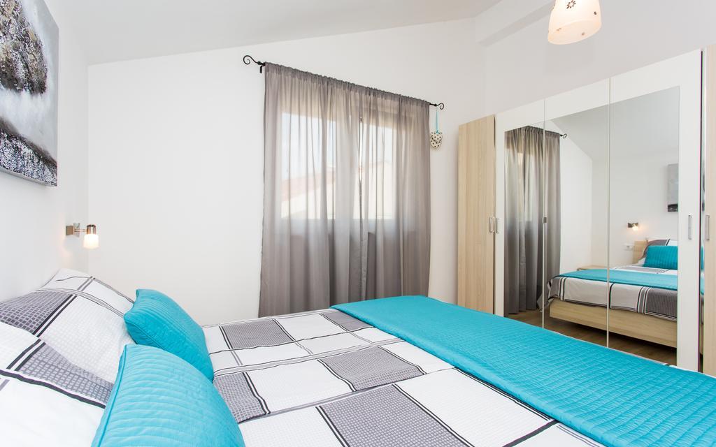 Apartments Matea Baška Eksteriør bilde