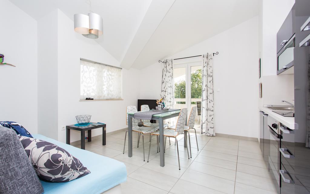 Apartments Matea Baška Eksteriør bilde