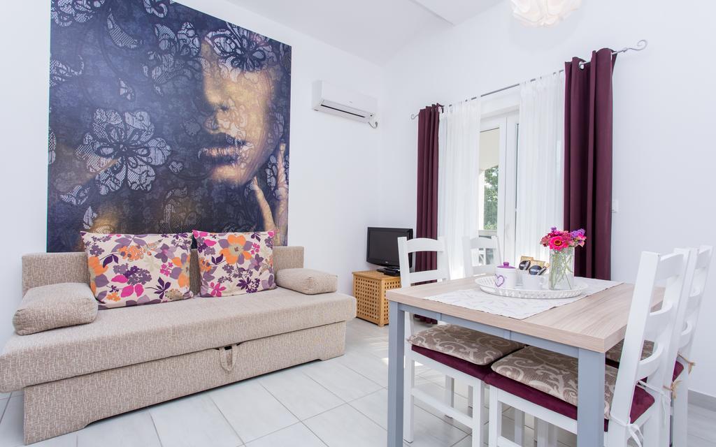 Apartments Matea Baška Eksteriør bilde