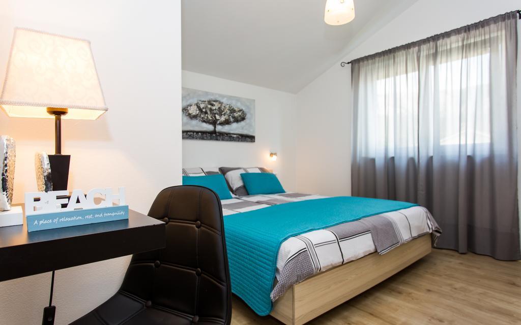 Apartments Matea Baška Eksteriør bilde